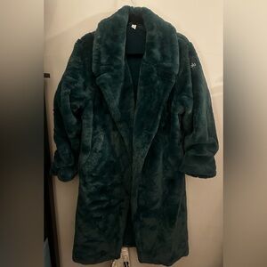 ALO Yoga faux fur Sherpa trench in green emerald women’s sz small